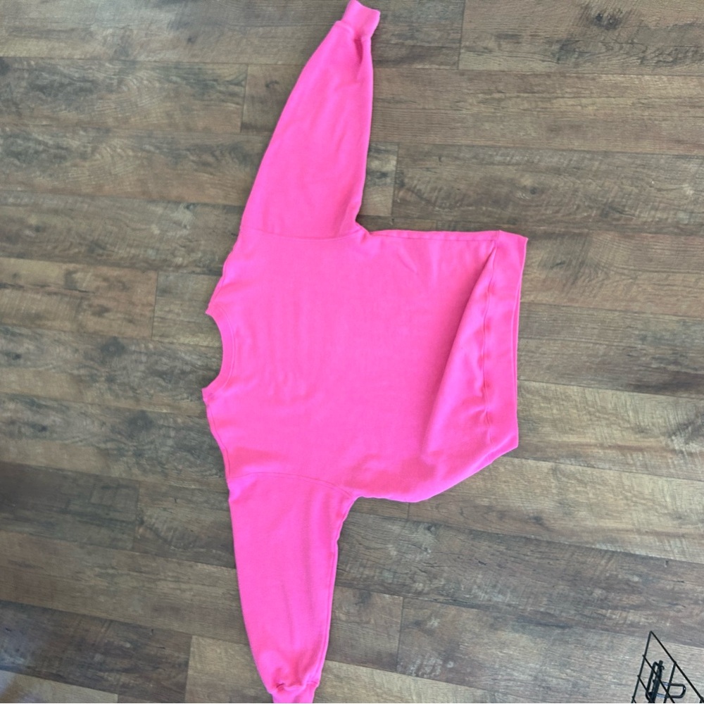 Hollister Pink Crew Neck Sweater NYC Design - Picture 2 of 3